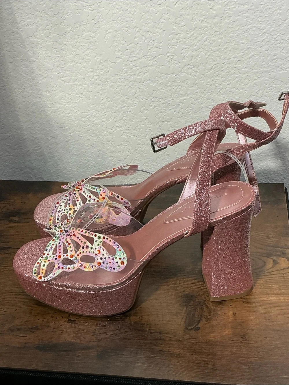 Copper Key Rose Pink Glitter Platform Sandals with Rhinestone Butterfly